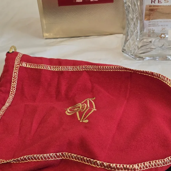 Crown Royal Reserve Whiskey Bottle with Red Velvet Bag New Empty - Picture 4 of 4